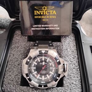 Invicta Men's 52mm Akula Reserved Automatic Date Black Silicone Strap 31875